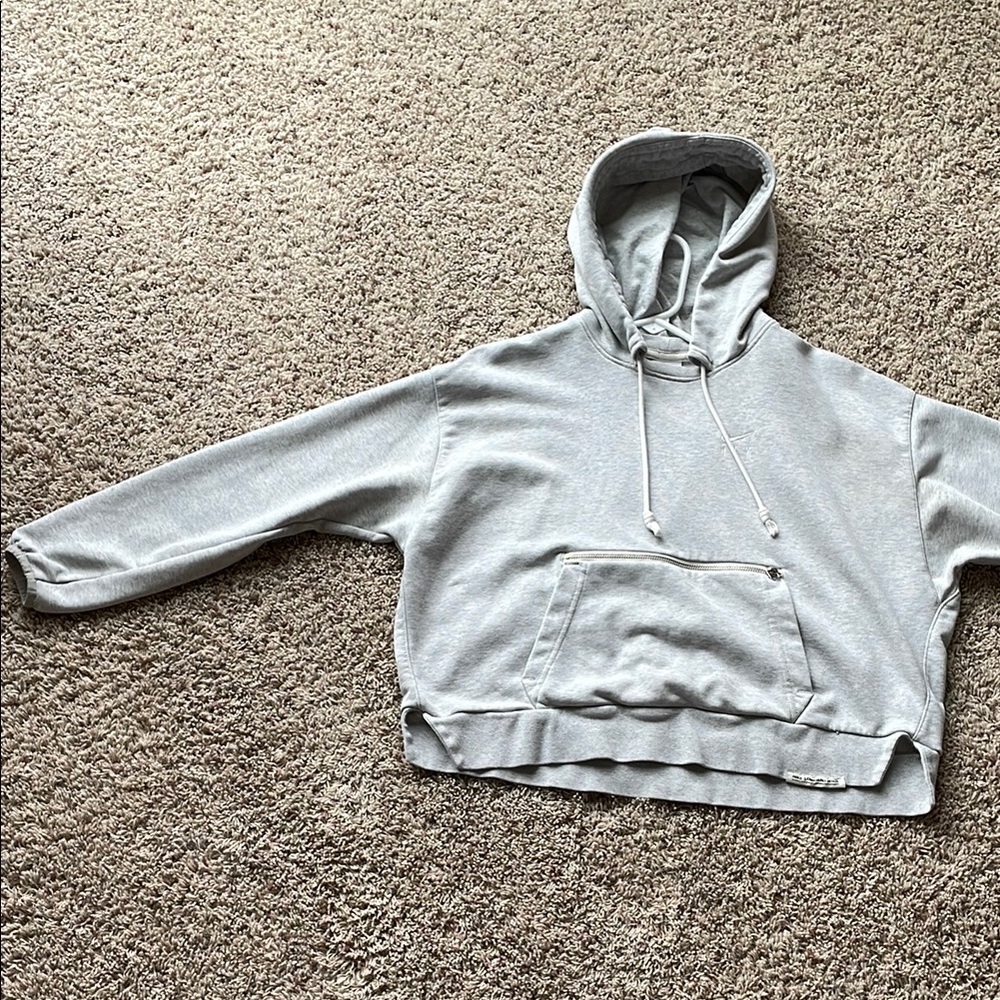 Nike Dri-Fit Gray Crew Neck Cropped Sweater